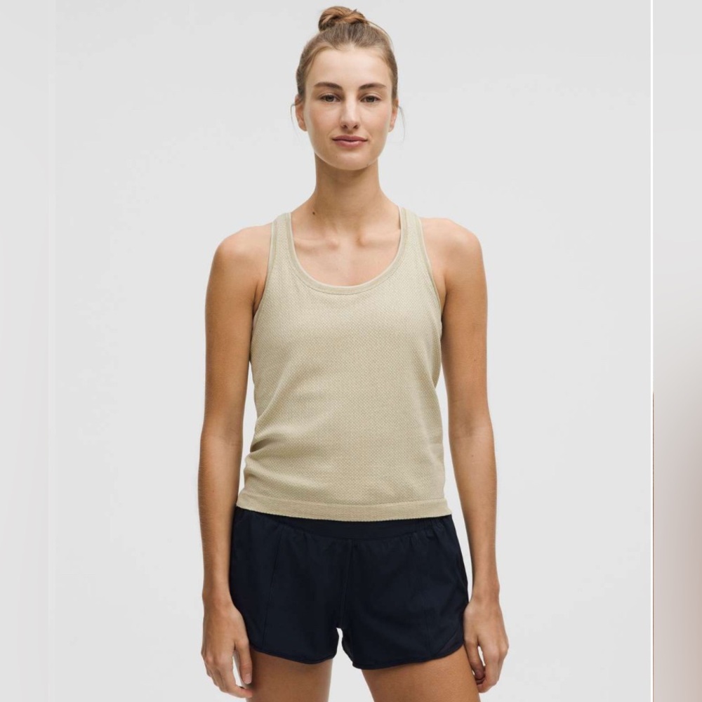 Lululemon Swiftly Tech Racerback Tank Top 2.0 Waist Length *Textured Knit size 4